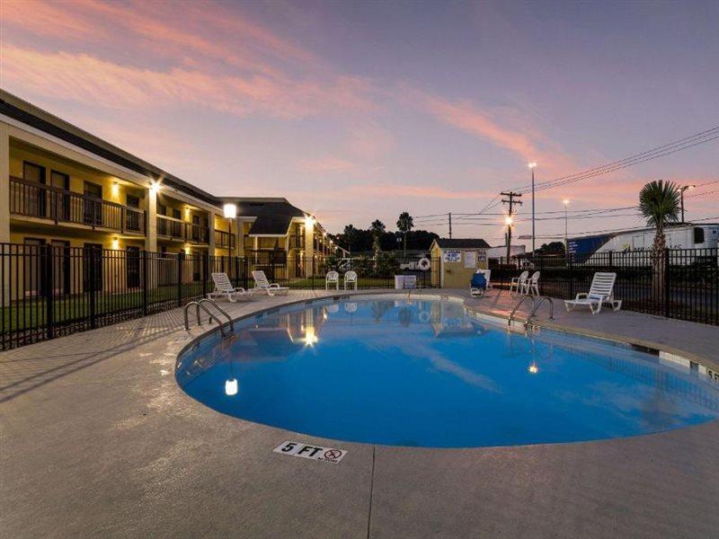 Quality Inn Coliseum North Charleston Exterior photo