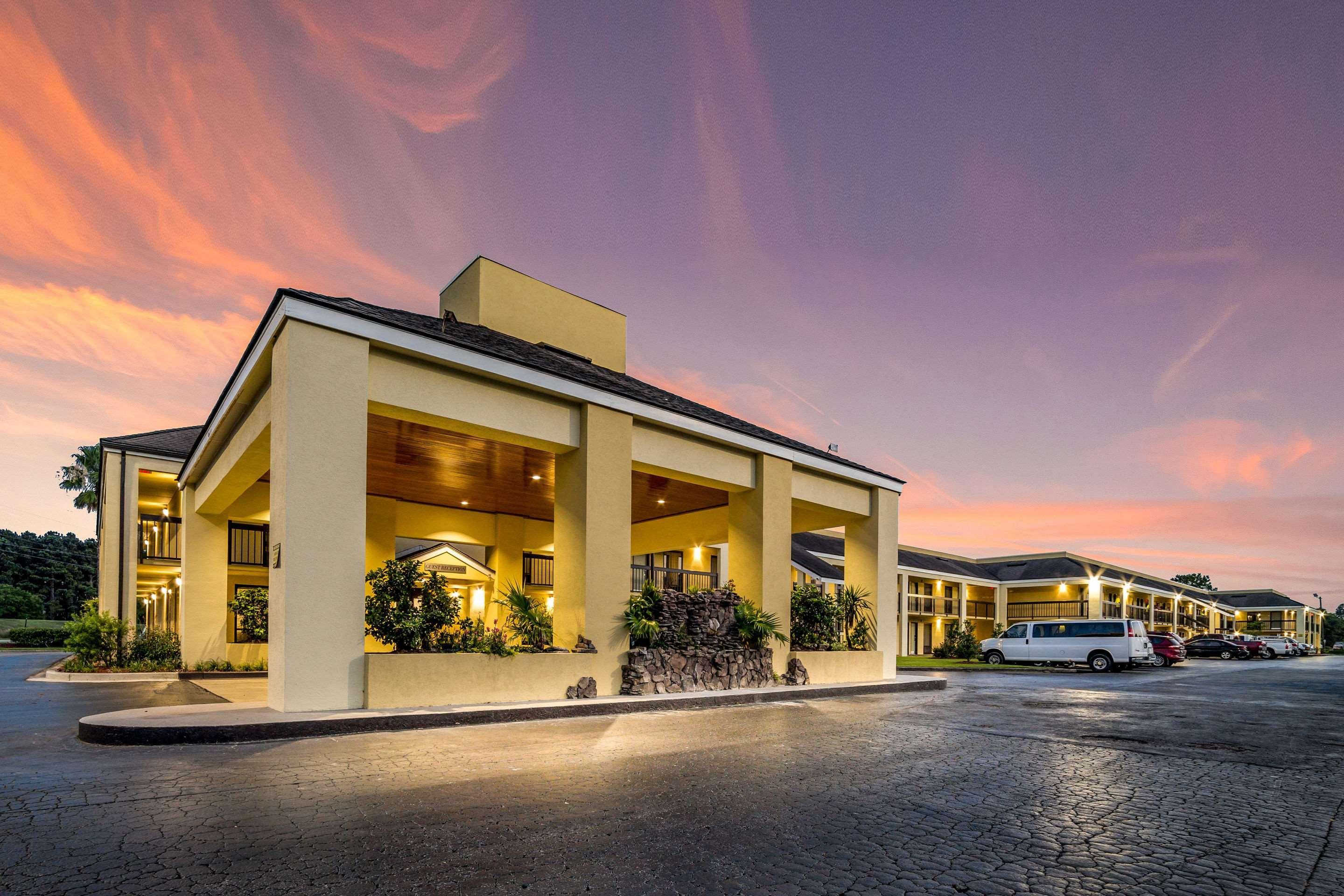 Quality Inn Coliseum North Charleston Exterior photo