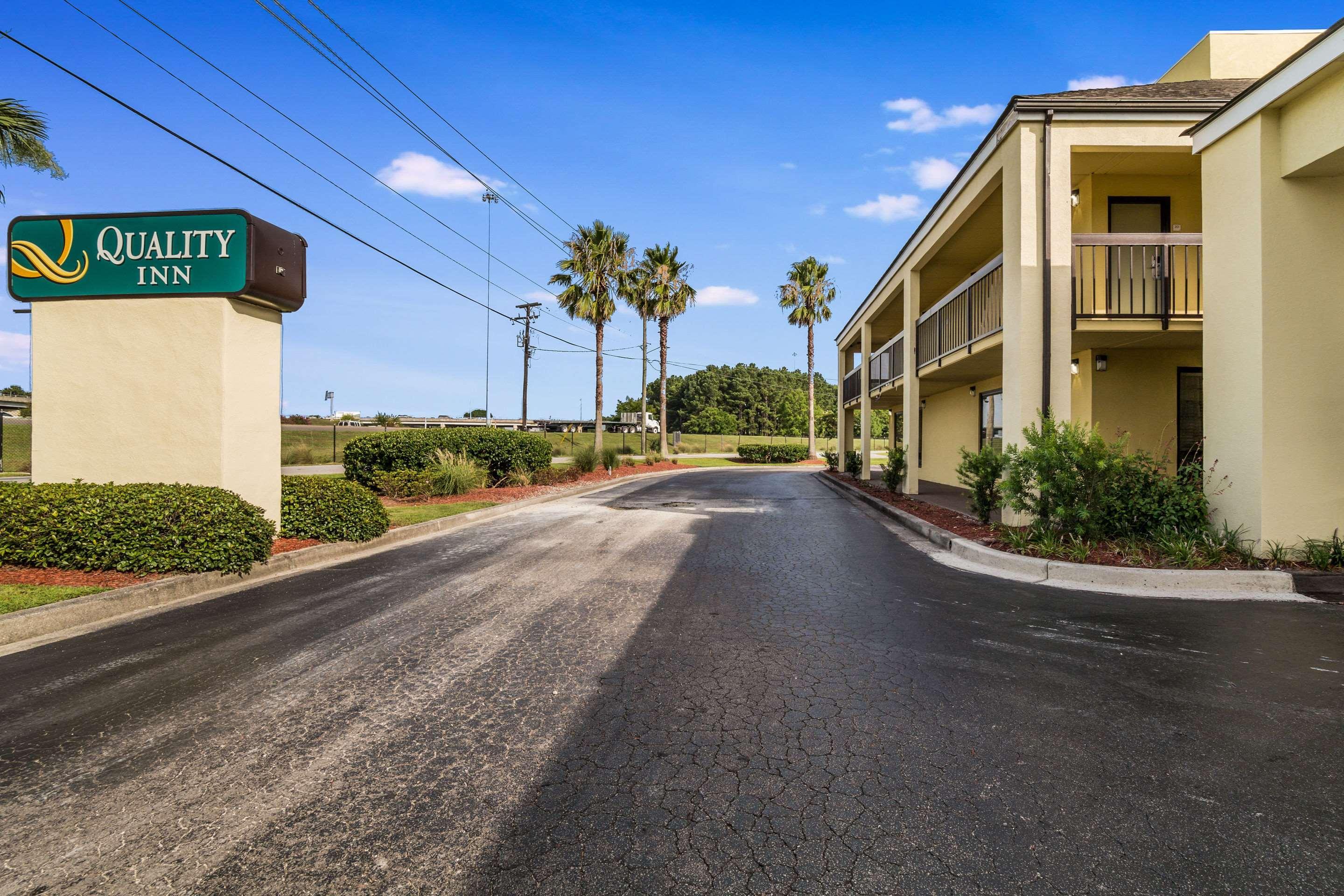 Quality Inn Coliseum North Charleston Exterior photo