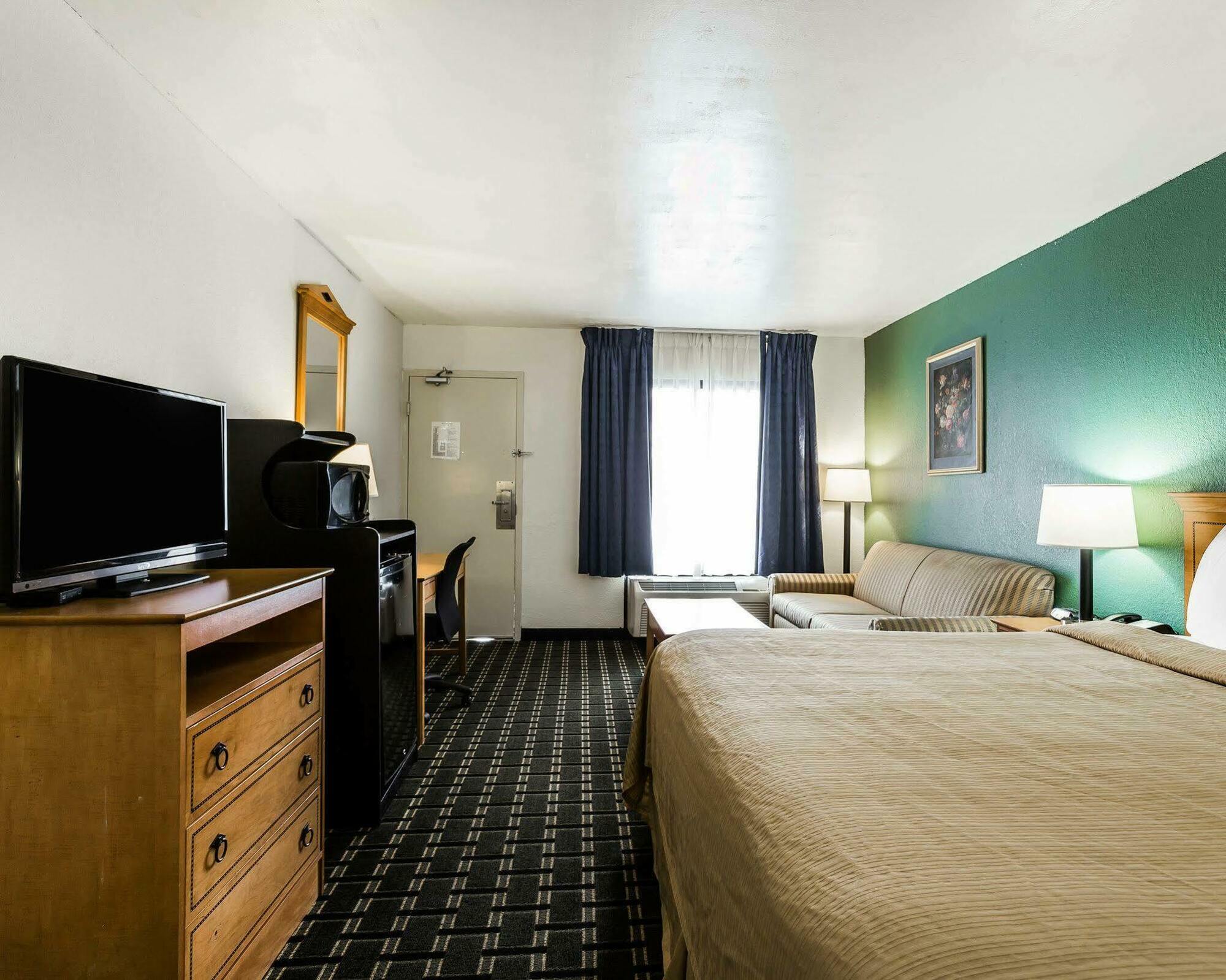 Quality Inn Coliseum North Charleston Exterior photo