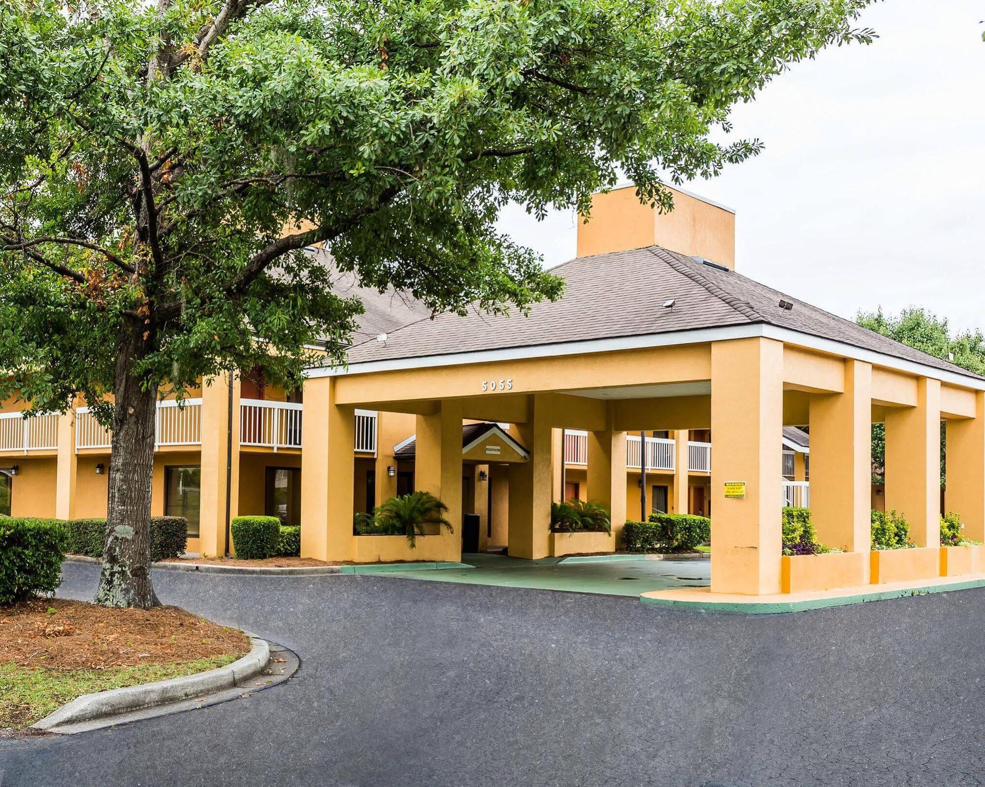 Quality Inn Coliseum North Charleston Exterior photo